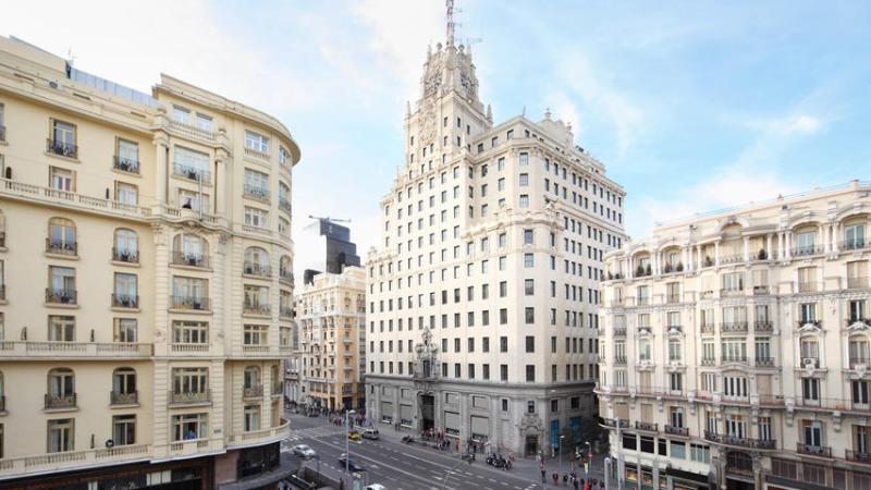 Tour por los escenarios de cine y series de Madrid